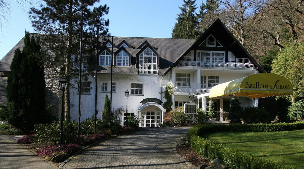 Park Hotel Am Schloss Ettringen  ภายนอก รูปภาพ